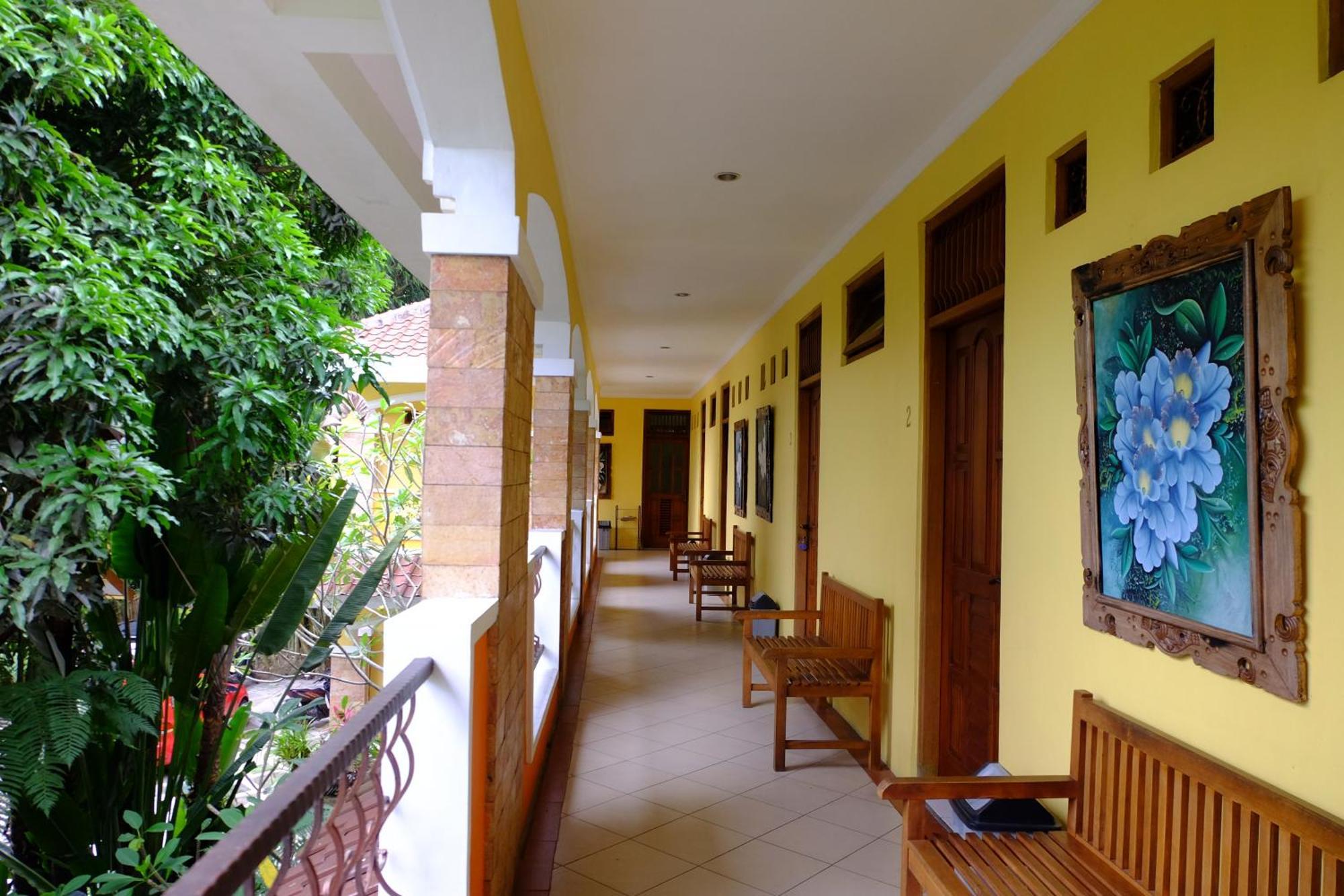 Villa Alicia Maguwo Exterior photo